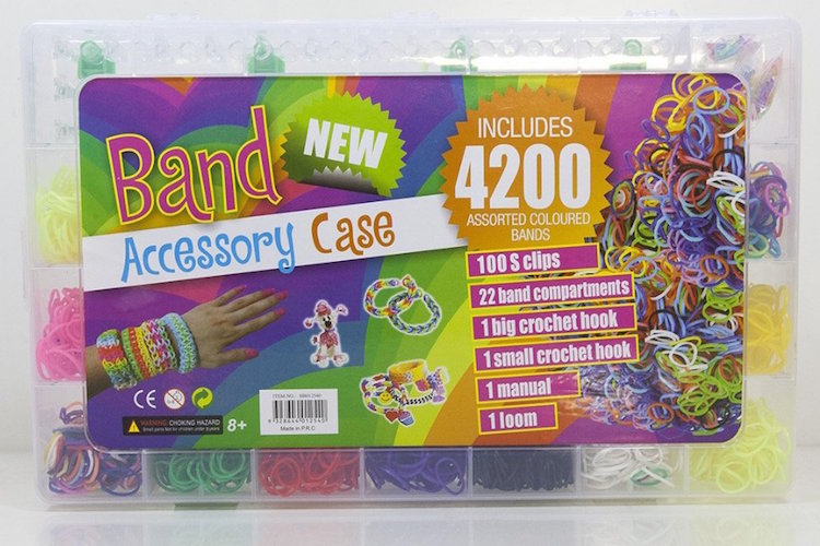 Non comprate quei braccialetti per bambini