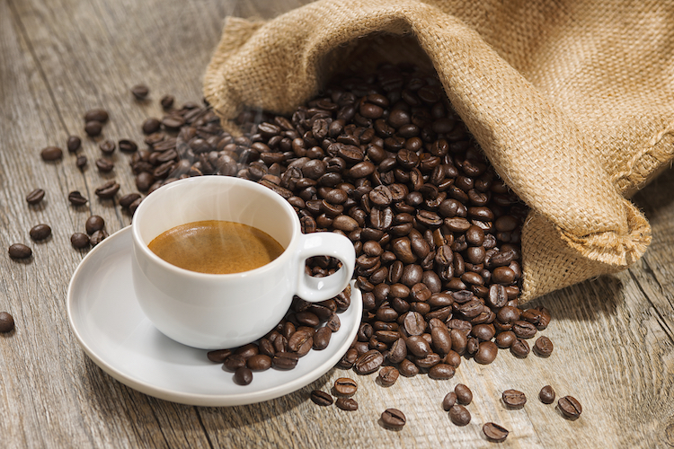 I benefici del caffè? Dipendono dalla tostatura (e il nostro test li ha misurati su 24 miscele)