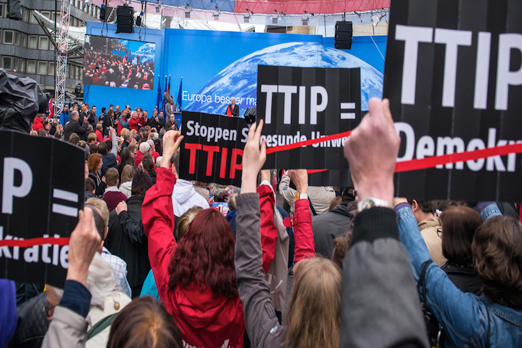Expo2015, si squarcerà anche il velo sul TTIP?