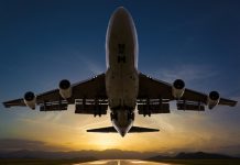 Caro carburante, l’Ue: “Non è ragione valida per cancellare voli” voli