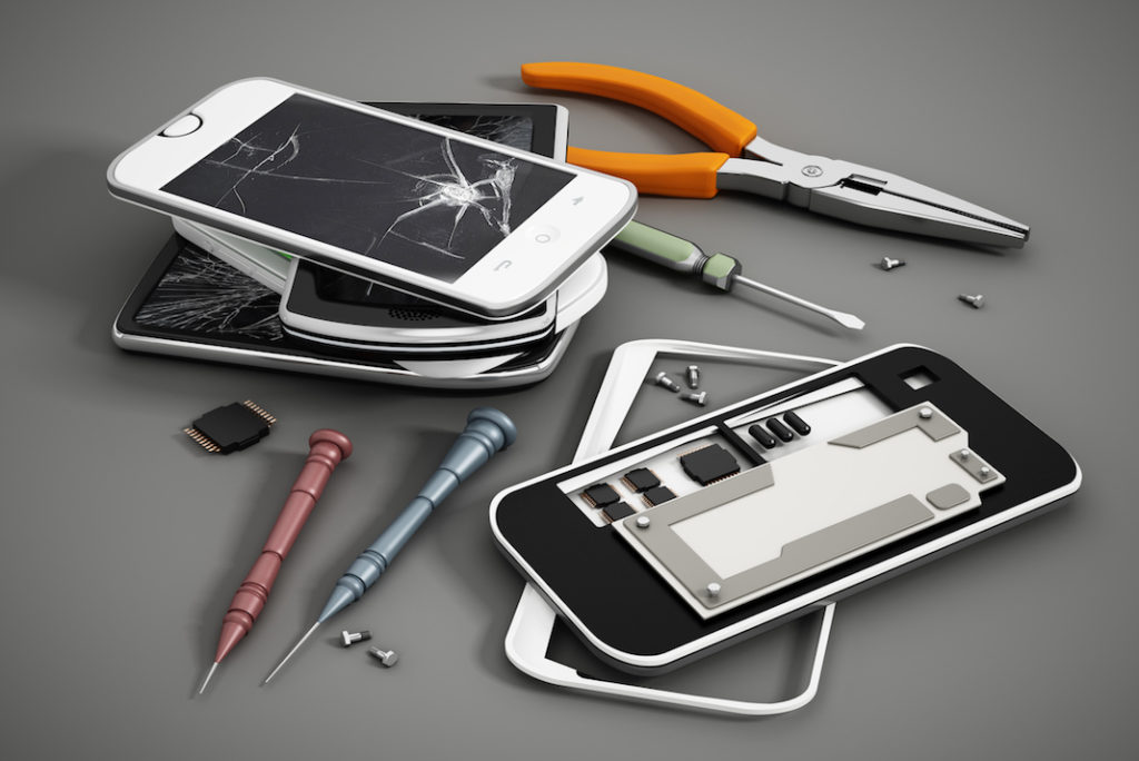 Smartphone e pc fatti per durare poco: Apple e Samsung tra i peggiori