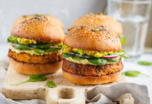 Veggie burger e salsiccia vegana? Salve le denominazioni di carne per i prodotti vegetali vegetale
