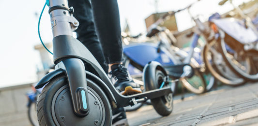 Monopattini elettrici, targa e assicurazione dal 16 maggio MONOPATTINI ELETTRICI