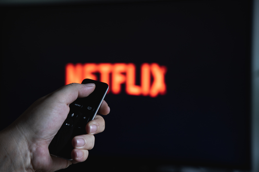 Netflix vuole fermare la condivisione degli abbonamenti con un extra costo