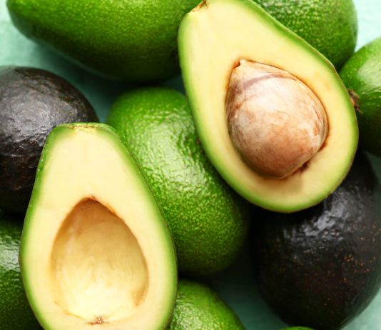 Avocado e chimica: troppi pesticidi in quelli importati dal Sud America AVOCADO