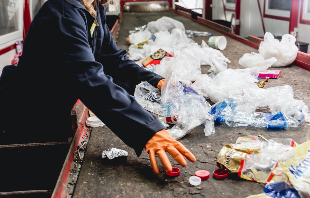 Promesse ecologiche non mantenute, il bluff delle aziende alimentari