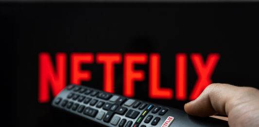 Netflix fa orecchie da mercante sui rimborsi, Movimento consumatori “Ora parte la class action” netflix