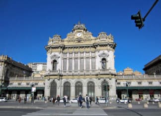 stazione di Genova