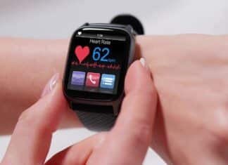 SMARTWATCH FITNESS TRACKER