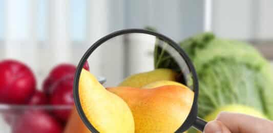 Dossier Stop pesticidi nel piatto: quasi metà dei cibi convenzionali con residui, in aumento il multiresiduo pesticidi