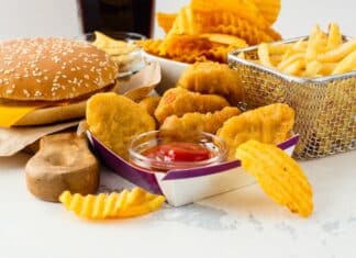 Perché gli alimenti ultraprocessati fanno così male? ULTRAPROCESSATI
