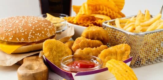 Perché gli alimenti ultraprocessati fanno così male? ULTRAPROCESSATI