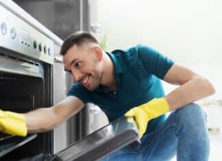 Detergenti per forno: “Molti funzionano, ma sono tutt’altro che innocui” DETERGENTI PER FORNO