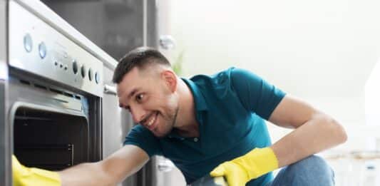 Detergenti per forno: “Molti funzionano, ma sono tutt’altro che innocui” DETERGENTI PER FORNO