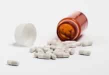 Integratori per neonati: i pediatri francesi contro il business delle “vitamine in culla” INTEGRATORI PER NEONATI