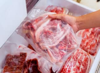 Carne congelata, le analisi dell’Efsa potrebbero cambiare le regole per industria e Gdo