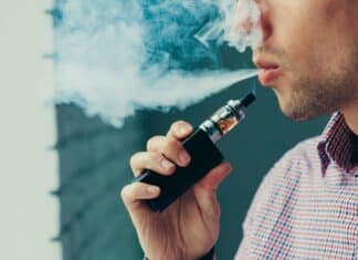 L’Agenzia della salute francese: basta incentivare lo svapo tra giovani e non fumatori svapo