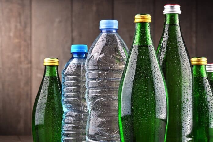 Different sorts of bottles containing mineral water pfas