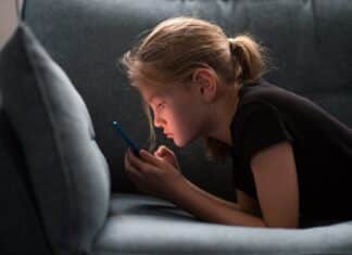 Instagram avvertirà i genitori se i figli cercano termini come “suicidio” Instagram