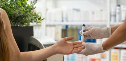 Farmacia dei servizi, il governo ci ripensa?