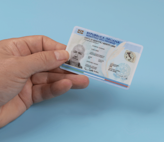 Approvata la carta d’identità a vita per gli over 75: ecco da quando è in vigore carta