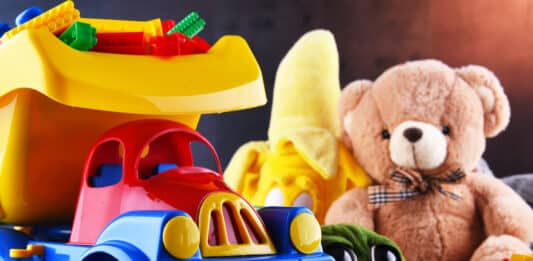 Cosmetici, giochi ed elettronica i prodotti più pericolosi del 2025