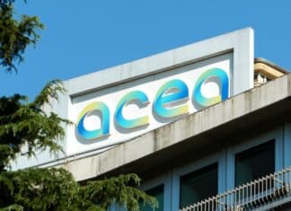 Privacy, multa ad Acea per contratti energia non richiesti. Come comportarsi in questi casi acea