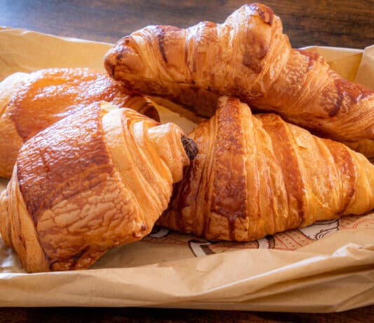 Sucralosio nei prodotti da forno, l’Efsa non esclude i rischi (e tornano vecchie ombre) SUCRALOSIO