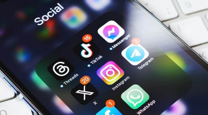 Account social bloccati senza spiegazioni: quali sono i diritti degli utenti e a chi rivolgersi social