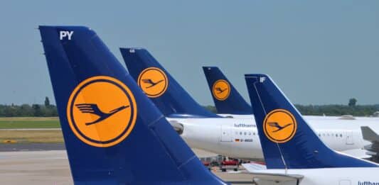 Luftansa come Ryanair: dal 29 aprile a pagamento anche il bagaglio a mano lufthansa