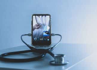 Intelligenza artificiale e salute, metà delle risposte sono sbagliate (anche se sembrano perfette) intelligenza artificiale