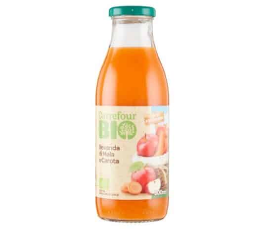 “Presenza di pezzi di vetro” richiamata bevanda di mela e carota Carrefour Bio