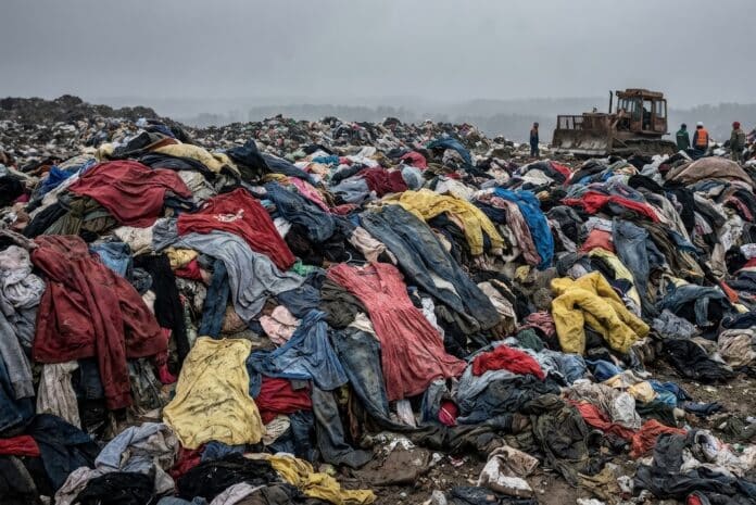 Fast fashion