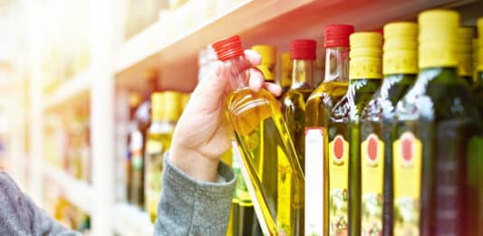 L’extravergine delude i tedeschi: bocciato un olio su quattro, tra cui De Cecco