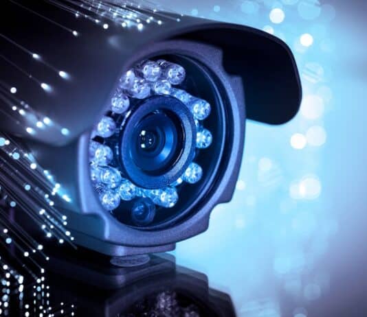Sorvegliati speciali. Così i negozi francesi usano IA e telecamere per controllare i clienti VIDEOSORVEGLIANZA IA