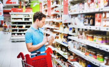 Origine obbligatoria in etichetta per tutti gli alimenti, l’industria si spacca etichetta