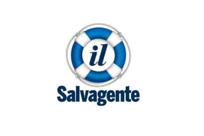 Woman uses a hand washing gel to wash her hands to avoid contamination. Clear sanitizer in pump bottle, for killing germs, bacteria and virus. salvagente