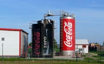 Colombia, comunità vince contro Coca-Cola: freno allo sfruttamento idrico coca-cola