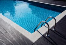 Oltre 600 morti per annegamento in due anni: il pericolo nascosto al mare e in piscina