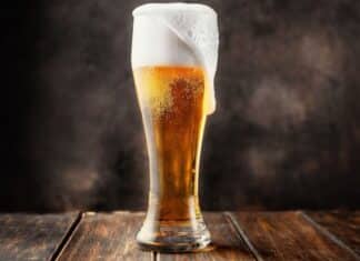 La rivincita delle bionde: il test del Salvagente su 18 birre alla ricerca di Pfas e pesticidi BIRRA