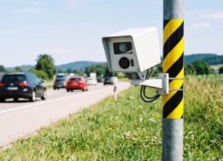 Autovelox, come verificare se la multa è valida con il nuovo decreto autovelox
