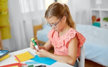 Colle stick, trovata formaldeide in quattro prodotti usati anche dai bambini