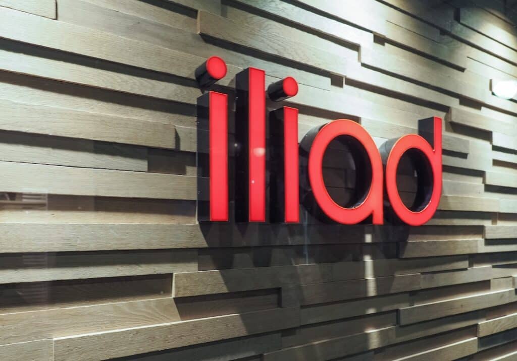 Doppio addebito e poche spiegazioni: l’odissea con Iliad