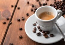 Caffè, report choc: contiene troppi pesticidi (più della metà vietati dall’Ue)