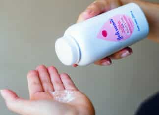 Talco cancerogeno: J&J paga 5,5 miliardi di risarcimenti per chiudere le cause Johnson & Johnson Talco cancerogeno