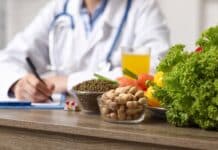 Usa, il “panel segreto” che riscrive le linee guida alimentari: 8 membri su 9 legati all’industria dieta