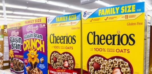 Cereali: dopo Nestlé e Kellogg’s, anche General Mills (Cheerios) dice stop ai coloranti artificiali cereali