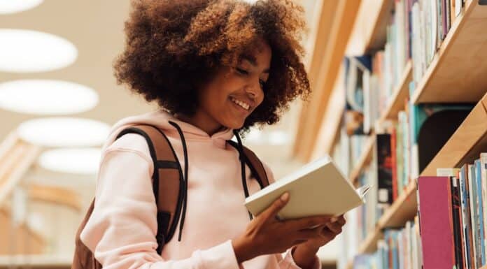 Libri scolastici, rincari fino al 2,3%: dove risparmiare davvero
