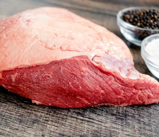 Carne brasiliana vietata in Ue dal 3 settembre: non rispetta gli standard sanitari carne
