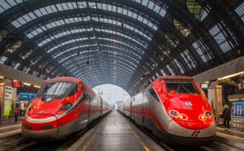 Alta Velocità, novità per gli abbonati Trenitalia: da novembre prenotare il posto costa 2 euro